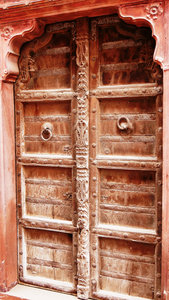 Haveli - an ancient door