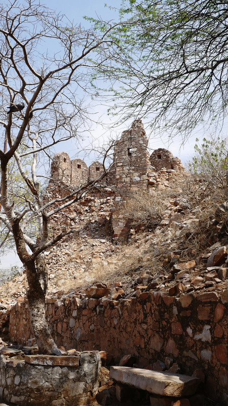 Ruins near Garh Ganesh