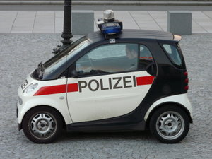 The smallest police car in the world | Photo