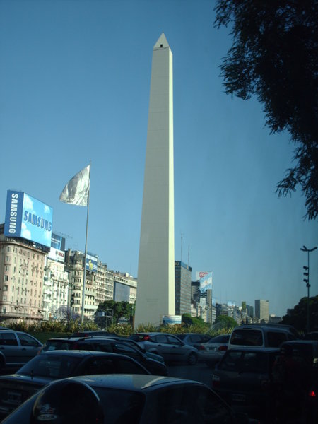 Obelisco Av. 9 de julho