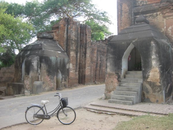 dp MY BIKE AT THE GATE TO THE OLD CITY OF BAGAN, MYANMAR